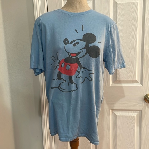 Vintage single stitch Disney Mickey Mouse T-shirt blue short short